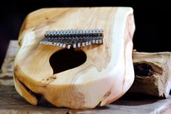 Daumenklavier Eiben Holz